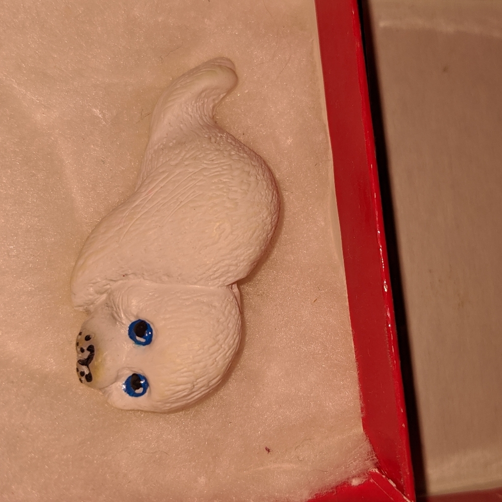 Seal pup sealion baby sea cub white seal pin